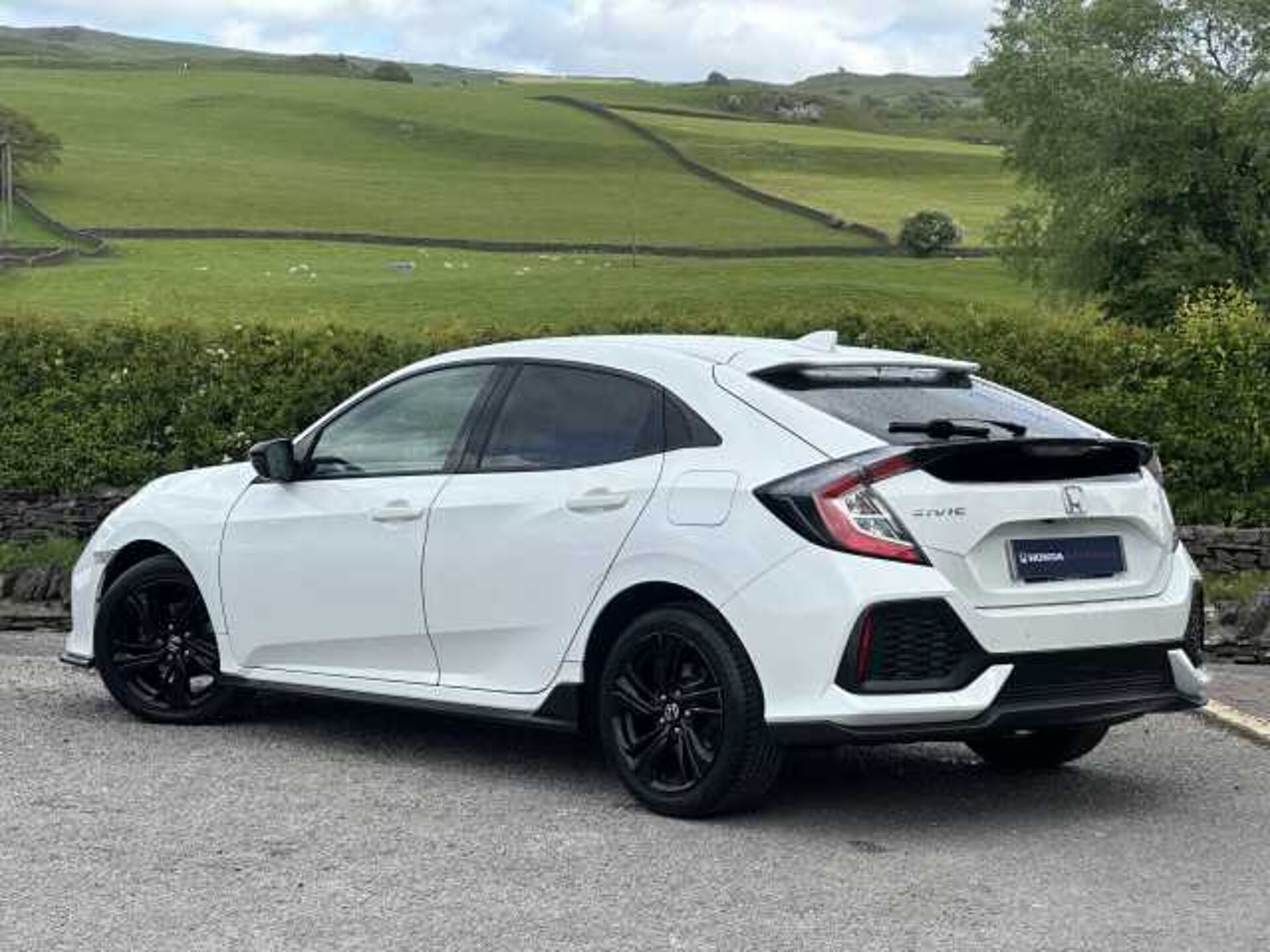 Honda Civic 1.0 VTEC Turbo 126 Sport Line 5dr CVT 