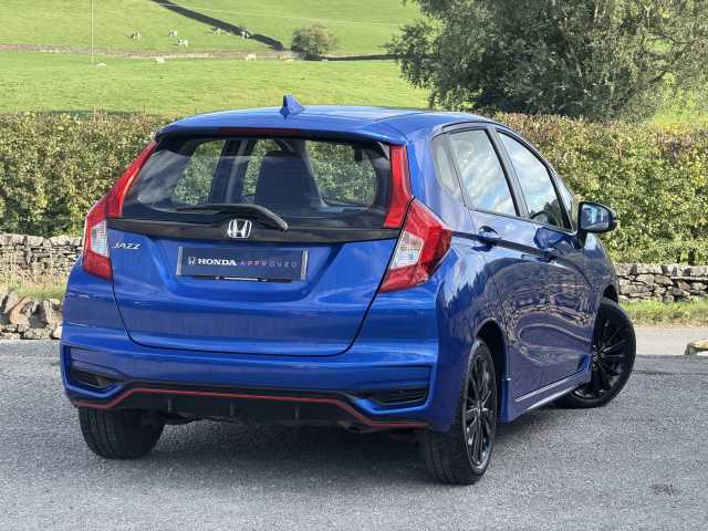 Honda Jazz 1.5 i-VTEC Sport Navi 5dr 