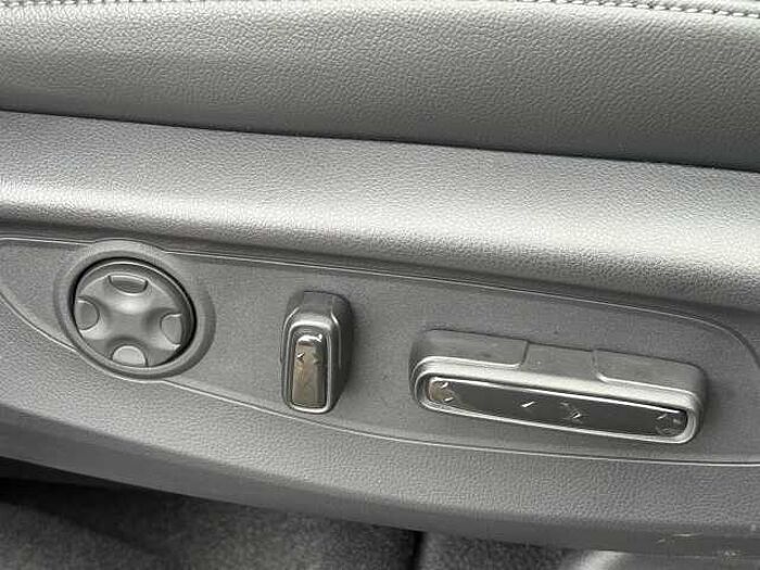 Honda CR-V Hybrid 2.0 i-MMD (184ps) Advance Tech e:PHEV eCVT 