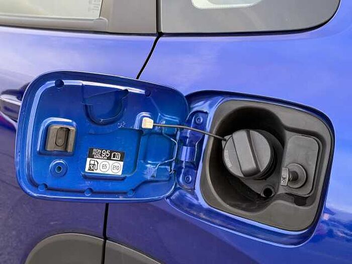 Honda ZR-V e:HEV 2.0 i-MMD (184ps) Elegance Hybrid eCVT 