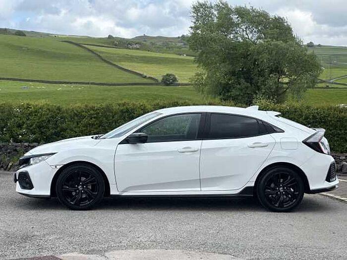 Honda Civic 1.0 VTEC Turbo 126 Sport Line 5dr CVT 
